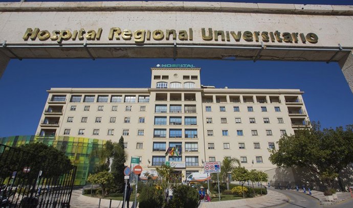 Archivo - Fachada del Hospital Regional Universitario de Málaga.