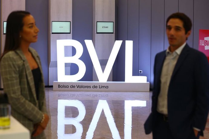 Archivo - Perú.- Bolsa de Valores de Lima presenta pérdidas en sintonía con retroceso de Wall Street