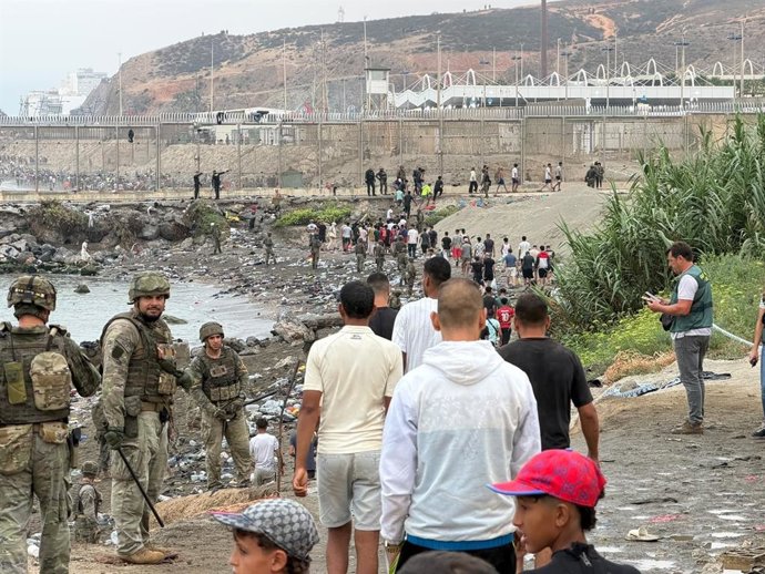Un grup de migrants a Ceuta 