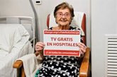 Foto: Una mujer de 94 años ingresada reúne más de 40.000 firmas para que la televisión sea gratis en los hospitales