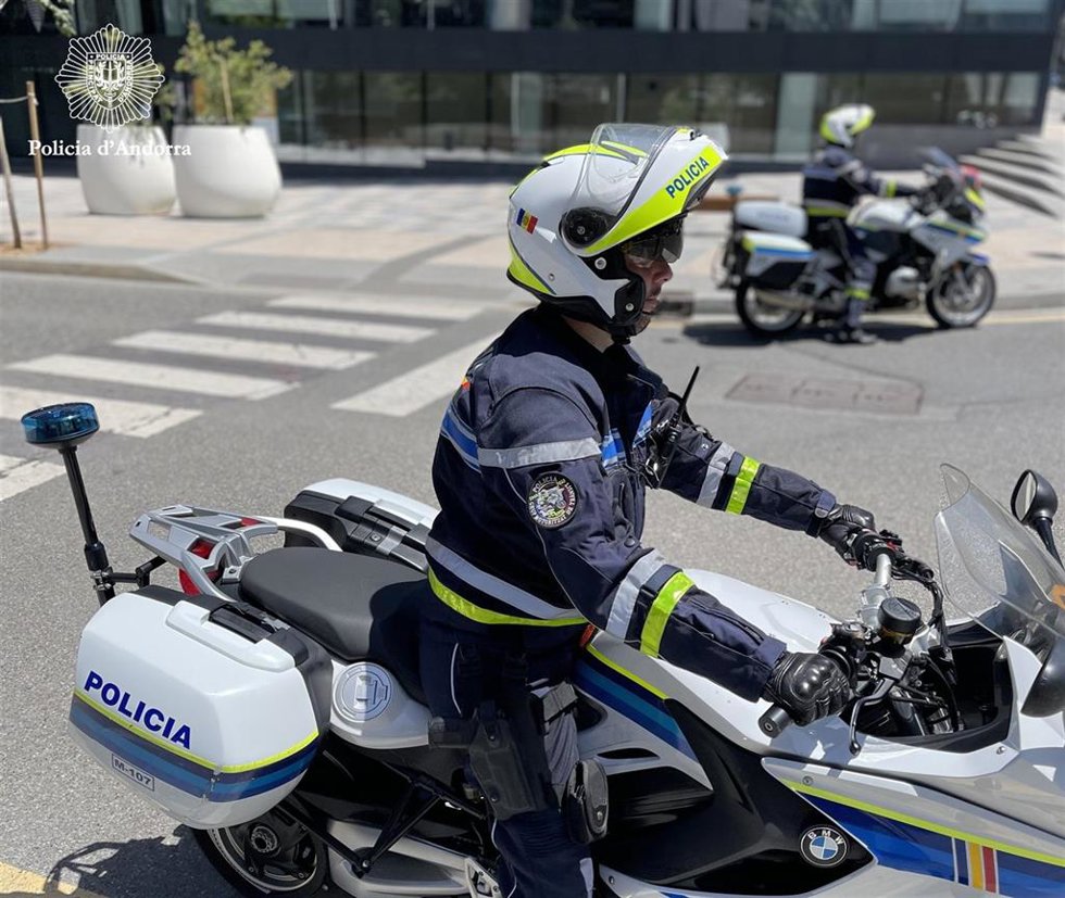 Dos agentes de la policía de Andorra