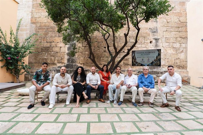 Presentación del XXXIV Festival de Arte Flamenco de Fondón en el Patio del Mandarino de Almería.