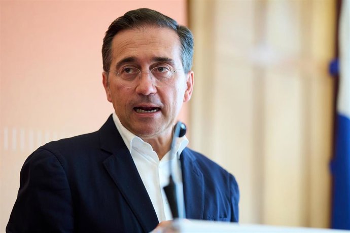 El ministro de Asuntos Exteriores, José Manuel Albares, durante el IV seminario 'España en el mundo' de la UIMP, en el Palacio de la Magdalena, a 21 de julio de 2026, en Santander, Cantabria (España). 