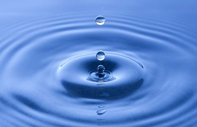 Archivo - Gota de agua. Imagen de archivo. 