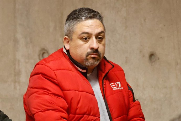 Santiago, 31 de julio de 2026.  En el 7° Juzgado de Garantia de Santiago se realiza la audiencia de revision de medidas cautelares del exdiputado Joaquin Lavin Leon, imputado por el Ministerio Publico como autor de los delitos de fraude al fisco junto a