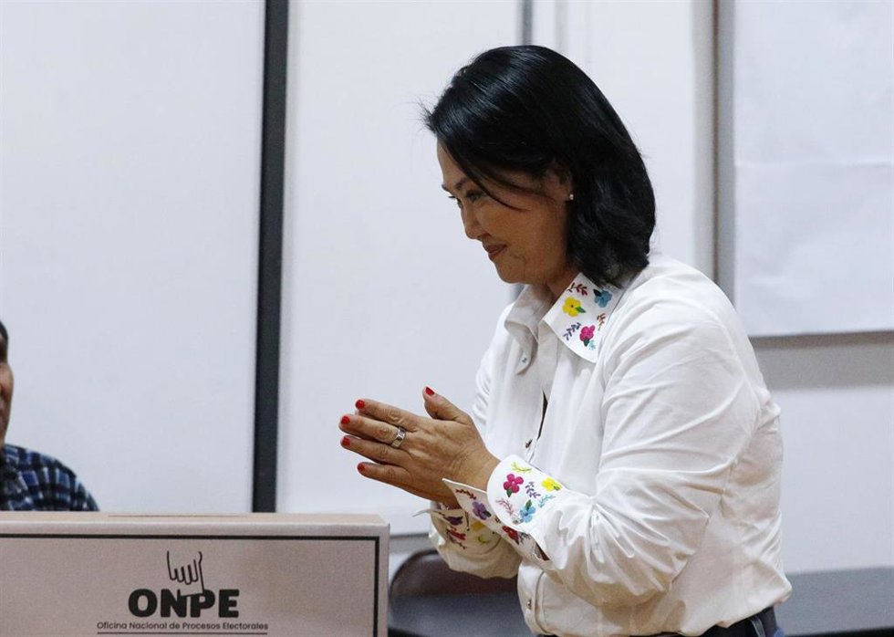 Archivo - La presidenta de Perú, Keiko Fujimori