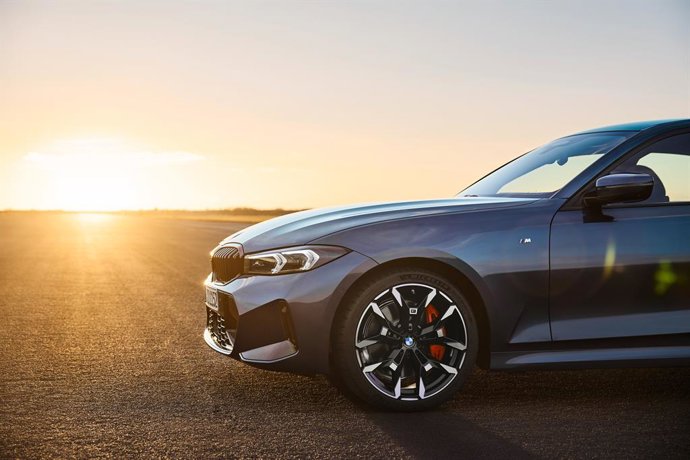 Archivo - El BMW Serie 3, cinco décadas como referencia de las berlinas deportivas, desde 51.150 euros