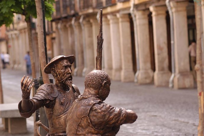 Estatua D. Quijote y Sancho Panza