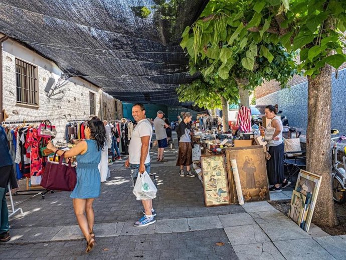 Santurdejo dará una nueva vida a miles de objetos en la XIII edición de su Mercado de Segunda Mano
