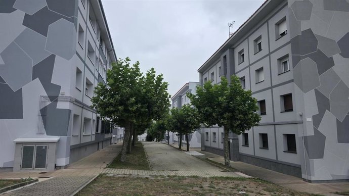 Avilés culmina la regeneración integral de San José Artesano, que permitirá ahorrar más del 60% en energía a 176 familias
