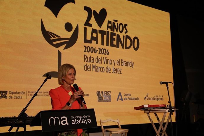 Imagen de la alcaldesa de Jerez (Cádiz), María José García-Pelayo, en la Ruta del Vino y el Brandy de Jerez.