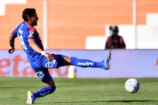 Futbol, Cobresal vs Universidad Chile Fecha 12, Liga de Primera 2026. El jugador de Universidad Chile Juan Martin Lucero, es fotografiado durante un partido de la liga de primera disputado en el estadio El Cobre en El Salvador,
