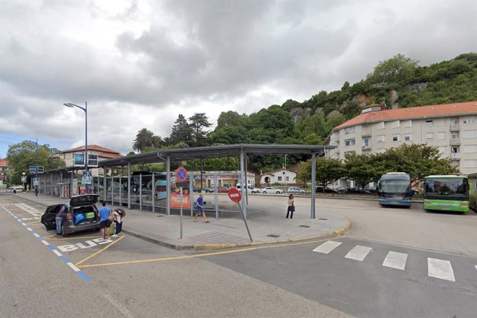 Archivo - Estación de autobuses de Laredo.