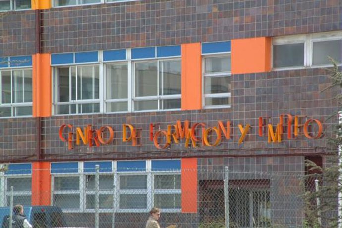 Archivo - El Centro de Formación y Empleo (CEFEM), en el Barrio Pesquero