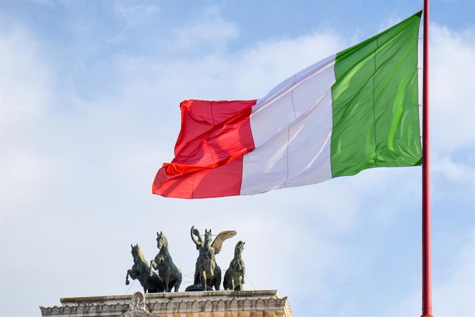Archivo - Arquivo - ITÁLIA, ROMA - 23 DE MARÇO DE 2026: A bandeira nacional da Itália