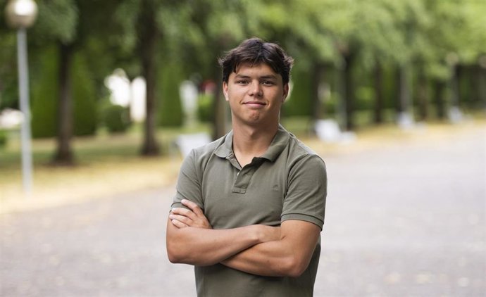 Archivo - Bruno Gómez Revuelta, autor de la investigación, fotografiado en el campus de la UPNA en Pamplona.