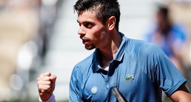 Tenis
