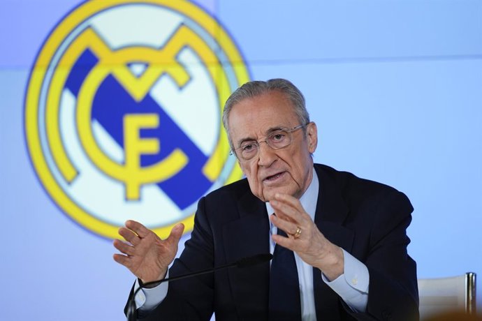 Archivo - Arquivo - Florentino Pérez participa da reunião da Diretoria do Real Madrid, realizada na Ciudad Real Madrid em 12 de maio de 2026, em Madri, Espanha.