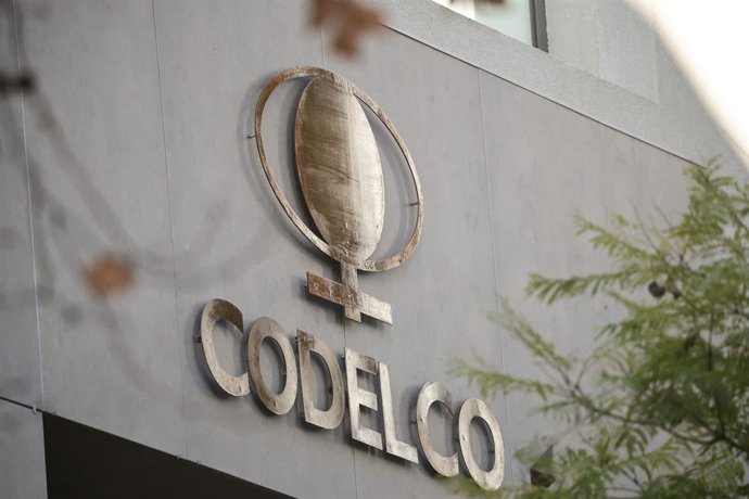 Santiago, 30 de julio de 2026.  Fachada y Logo del Edificio corporativo de Codelco en Santiago   Diego Martin/Aton Chile