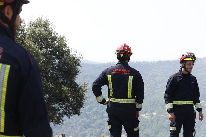 El incendio de la Sierra Oeste suma una segunda noche sin reactivaciones y continúa en Situación Operativa 2