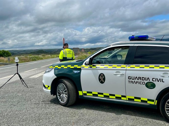 Archivo - Sucesos.- Investigado un conductor en La Rioja por circular a 163 km/h en un tramo limitado a 70 