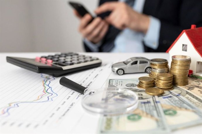 Archivo - Perú.- ¿Cómo van tus finanzas? Cinco aspectos que deberías revisar a mitad de año