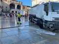 Andra Mari Zuriaren jaietan garbiketa lanak indartuko dira 250 pertsonekin