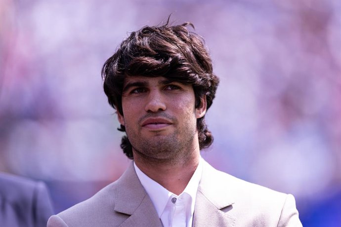 19 July 2026, US, East Rutherford: Spanish professional tennis player Carlos Alcaraz is seen ahead of the 2026 FIFA World Cup Final soccer match between Spain and Argentina at New York-New Jersey Stadium (MetLife Stadium). Photo: Victor Monteiro/PX Imagen