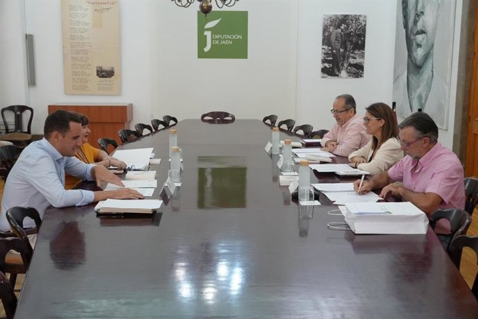 Reunión del Patronato de la Fundación Miguel Hernández