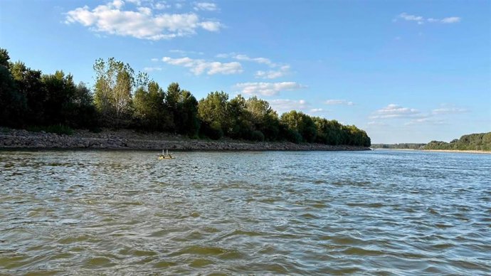 Bajos niveles de agua en el río Danubio en Rumanía