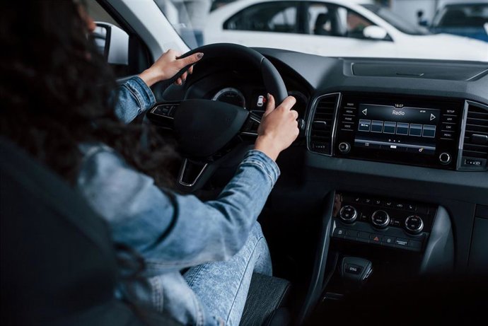 Archivo - Interior de un coche.-ARCHIVO