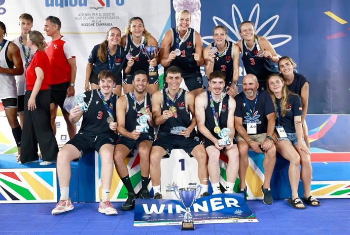 Los equipos masculino y femenino de baloncesto 3x3 de la US