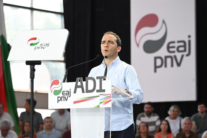 Archivo - El presidente del BBB, Iñigo Ansola, durante un acto político en Durango.