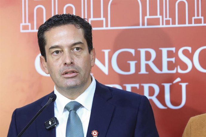 Perú.- Presidente del Congreso saluda conformación de primer Gabinete Ministerial