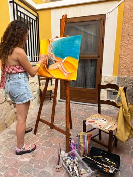 Al Fresco, un festival que se consolida en Férez con más de 50 artistas pintando en la calle
