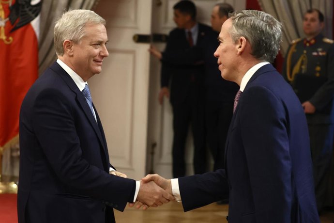 Santiago 27 de julio 2026. El Presidente de la Republica, Jose Antonio Kast, anuncia proyecto de ley de Reforma Constitucional, que incorpora una nueva causal de cesacion en el cargo de autoridades en caso de consumo de drogas. Dragomir Yankovic/Aton