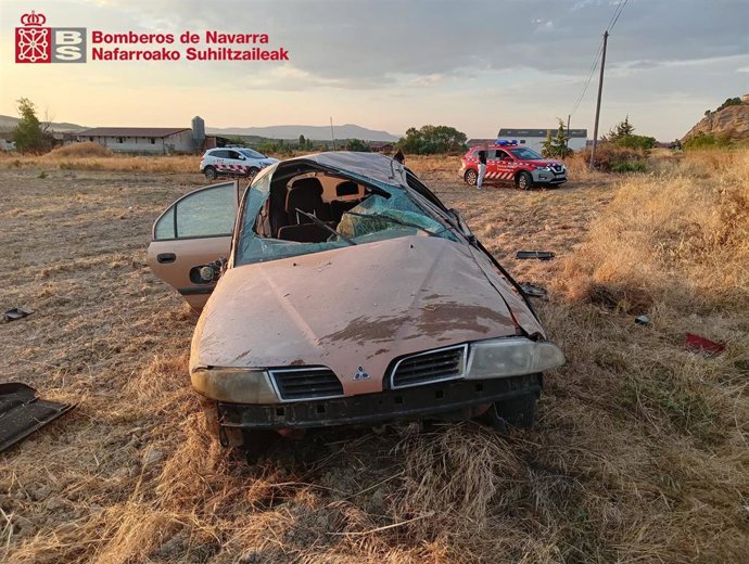 Imagen del vehículo accidentado en Lerín.