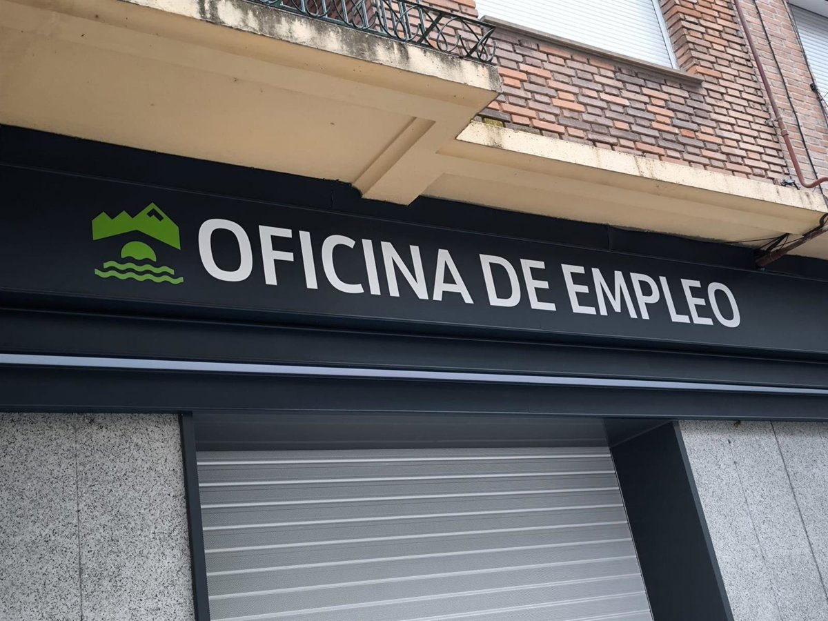 El paro registrado sube en 19.517 personas en julio y vuelve a superar los 2,3 millones