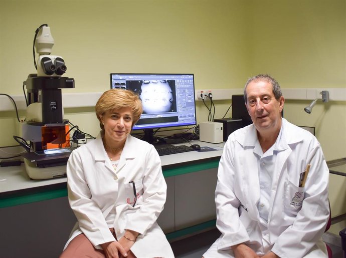Archivo - Los investigadores Sara del Río y Rafael Álvarez.