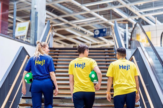Trabajadores de Ikea en una tienda