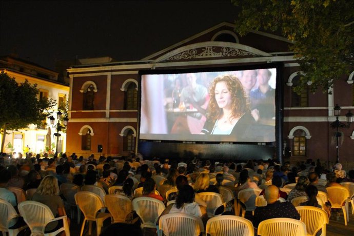 Archivo - Imagen del Cine de Verano en Lorca