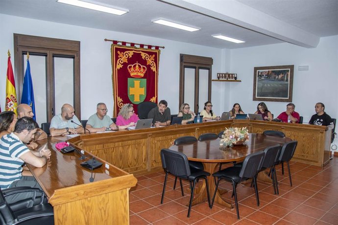 Pleno en el Ayuntamiento de Marchamalo.