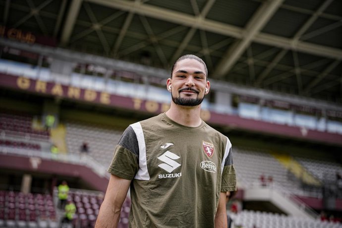 Archivo - August 25, 2024, Torino, Italia: Torino’s Saba Sazonov  during the Serie A soccer match between Torino and Atalanta at the Stadio Olmpico Grande Torino in Turin, north west Italy - Sunday, August 25, 2024. Sport - Soccer . (Photo by Marco