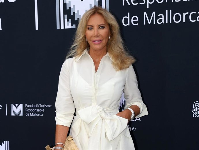 Norma Duval descarta volver a protagonizar sus míticos posados de verano: “Ya a mi edad posar en bañador no”