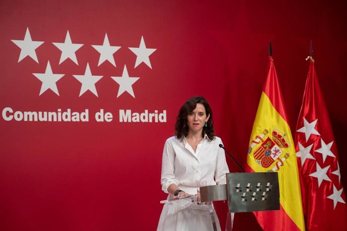 La presidenta de la Comunidad de Madrid, Isabel Díaz Ayuso, durante una reunión extraordinaria del Consejo de Gobierno de la Comunidad de Madrid, en la Real Casa de Correos, a 29 de julio de 2026, en Madrid (España). 