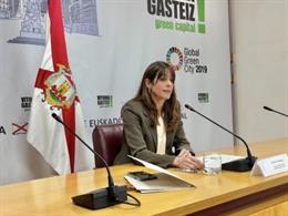 Archivo - La alcaldesa de Vitoria-Gasteiz, Maider Etxebarria, en la rueda de prensa 