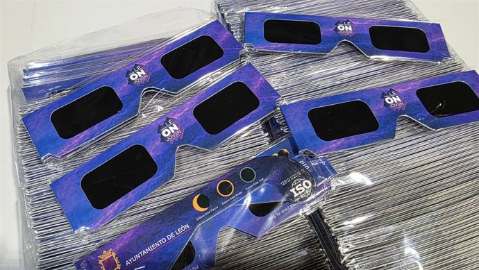 Gafas para ver el eclipse.