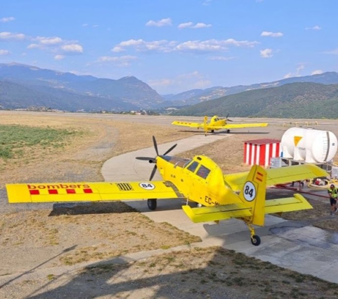 Aviones de Emergències en el Aeropuerto de Andorra-La Seu (Lleida)