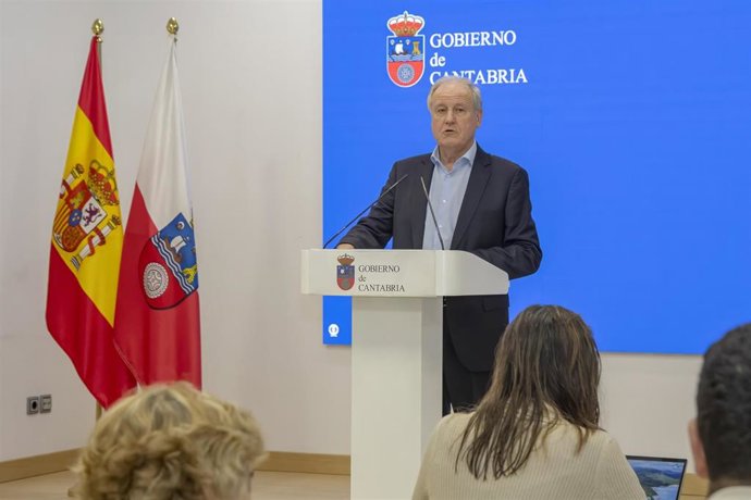 Archivo - El consejero de Industria, Empleo, Innovación y Comercio, Eduardo Arasti. Imagen de archivo