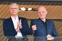Wenger defiende que el cambio de postura de Infantino era "necesario"